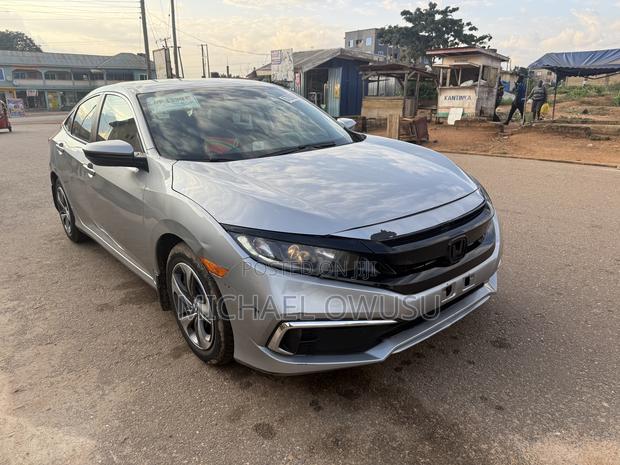 Honda Civic 2019 Silver