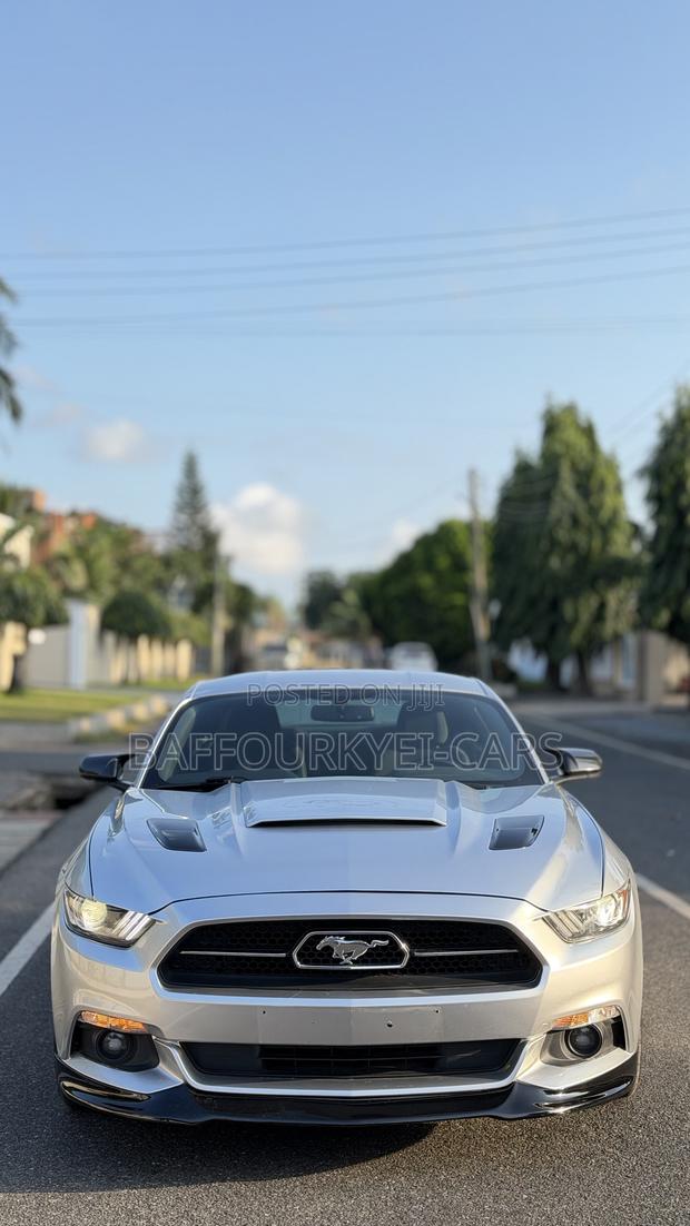 Ford Mustang 2016 Silver