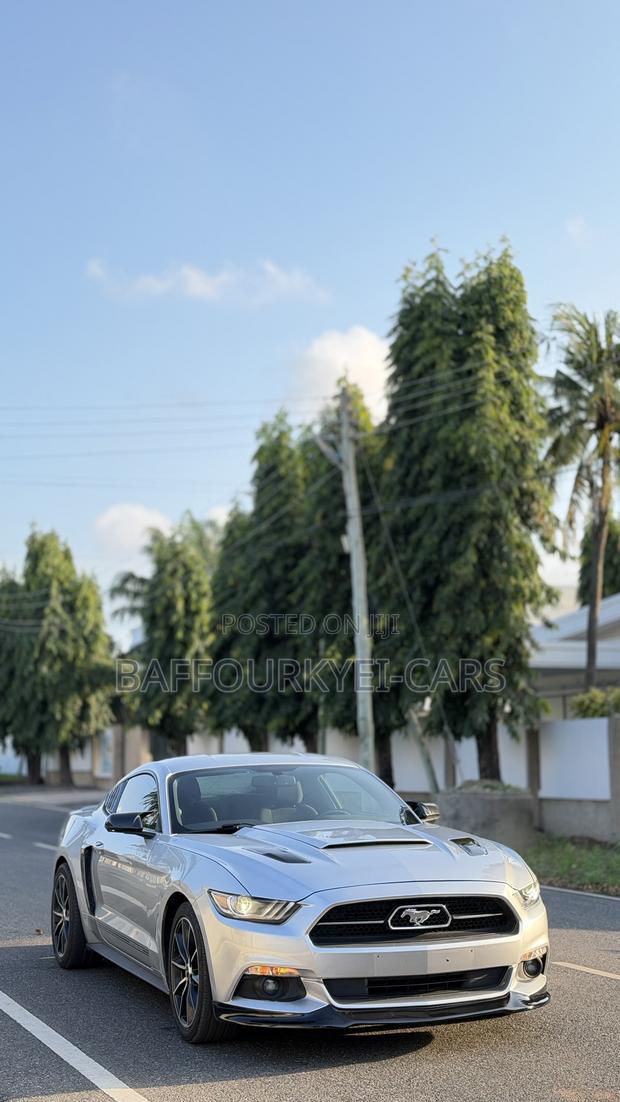 Ford Mustang 2016 Silver