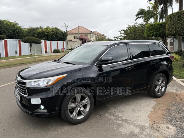 Toyota Highlander XLE V6 4x4 (3.5L 6cyl 6A) 2016 Black