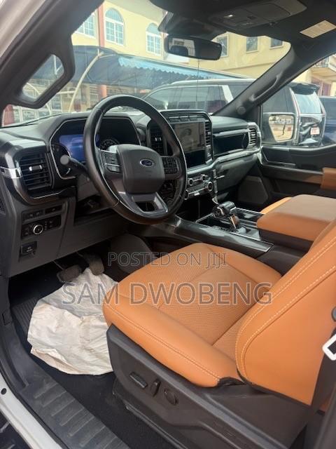 Ford F-150 XLT 2023 Gray