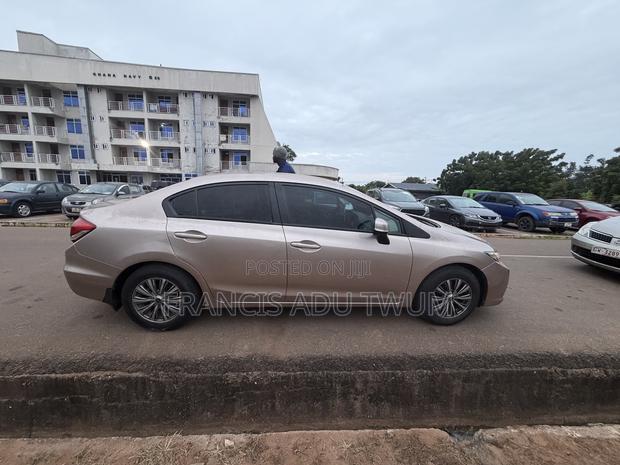 Honda Civic 2013 Beige