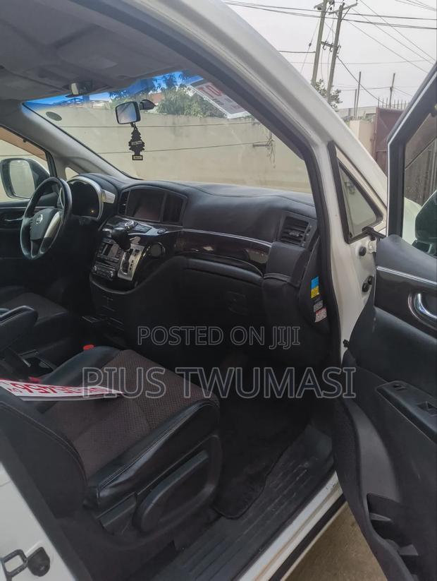 Nissan Elgrand 2013 White