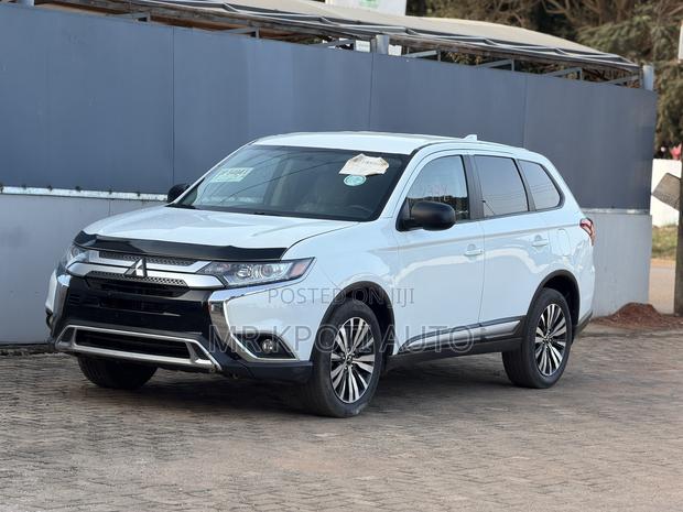 Mitsubishi Outlander 2020 White