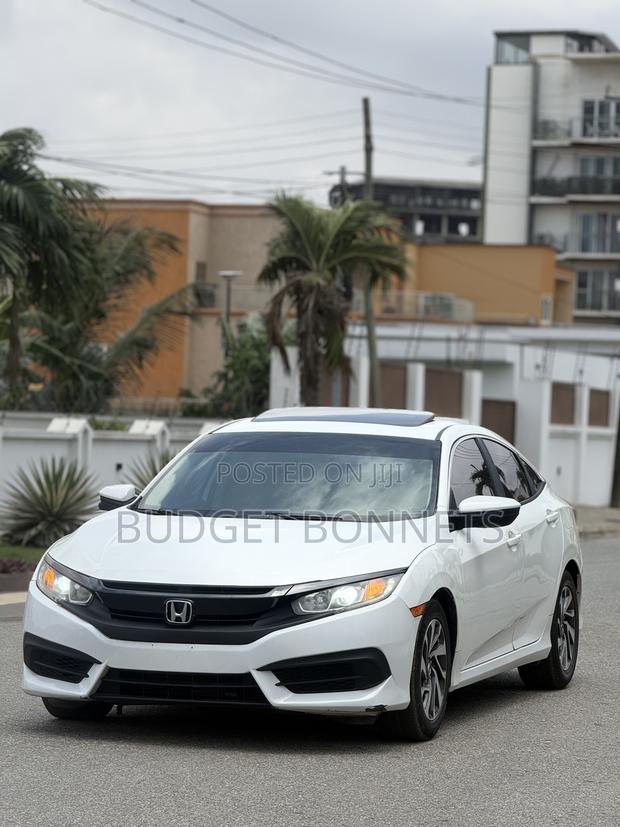 Honda Civic EX Sedan 2018 White