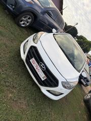 Hyundai Elantra Limited 2012 White for sale
