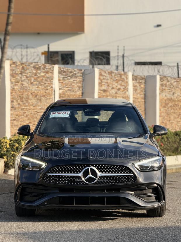 Mercedes-Benz C300 2023 Black