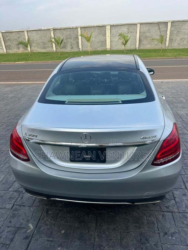 Mercedes-Benz C300 Luxury 4Matic Sedan AWD (2.0L 4cyl 7A) 2016 Gray