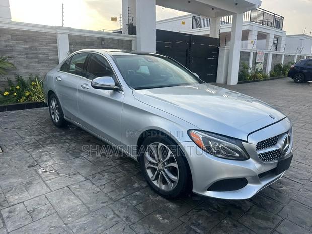 Mercedes-Benz C300 Luxury 4Matic Sedan AWD (2.0L 4cyl 7A) 2016 Gray