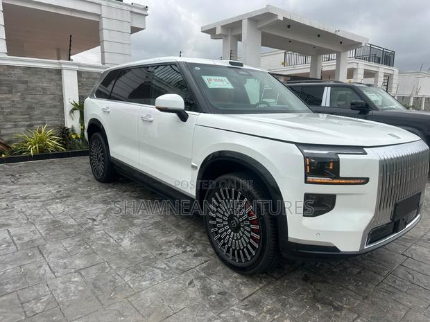 New Zeekr 9X 2025 White