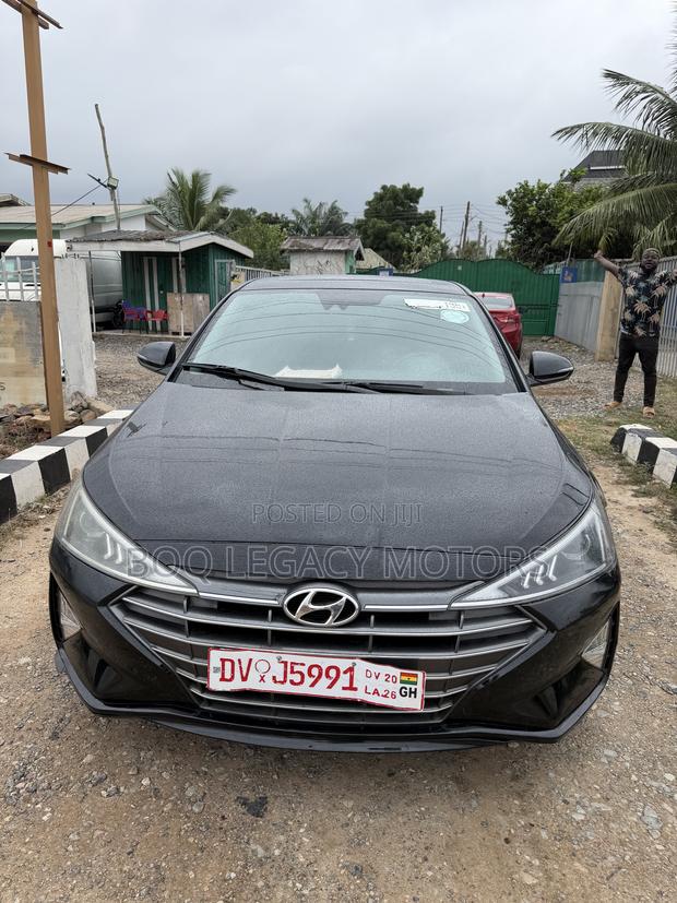 Hyundai Elantra 2019 Black