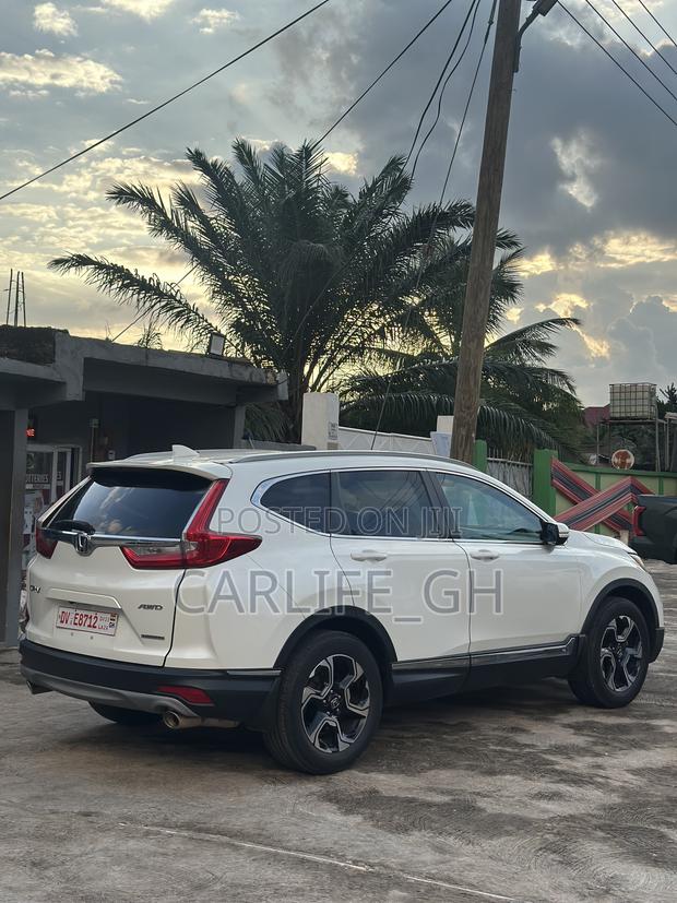 Honda CR-V Touring AWD 2018 White