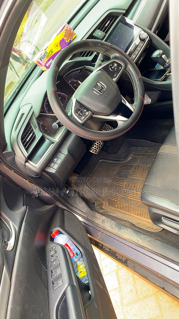 Honda Civic LX Sedan 2019 Gray