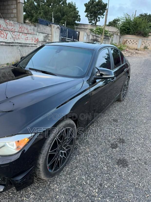 BMW 328i 2015 Black