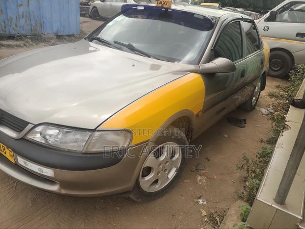Opel Vectra GTS 2002 Gray