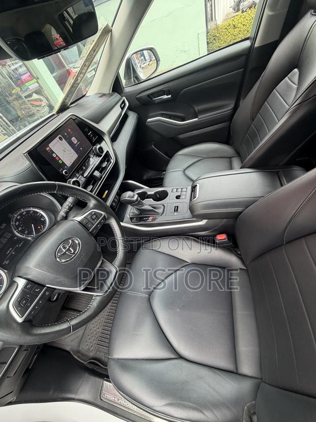 Toyota Highlander 2023 White