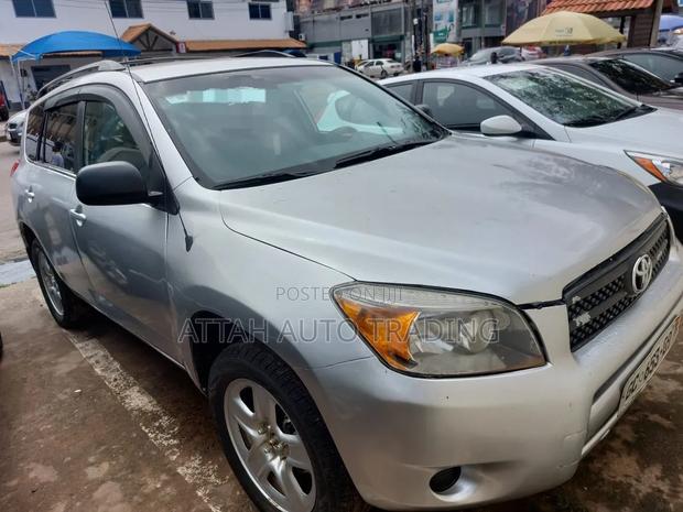 Toyota RAV4 2009 Silver