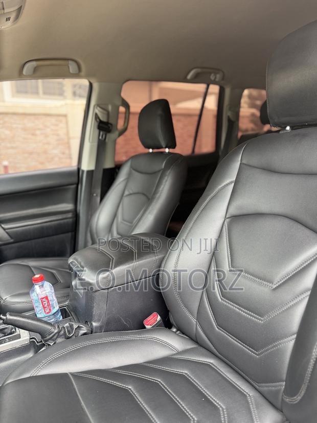 Toyota Land Cruiser Prado 2017 Black