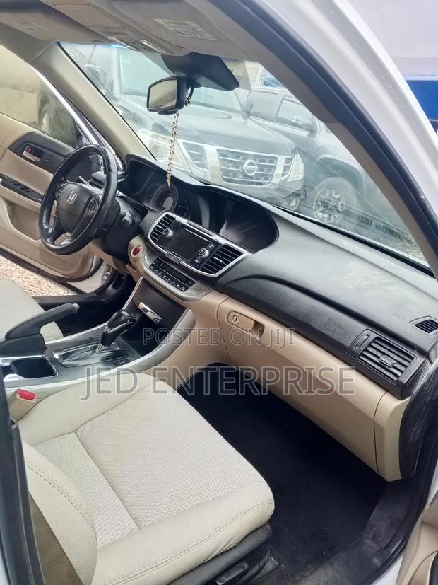 Honda Accord 2013 White