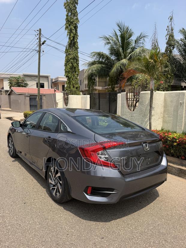 Honda Civic EX 4dr Sedan (1.5L 4cyl) 2016 Gray