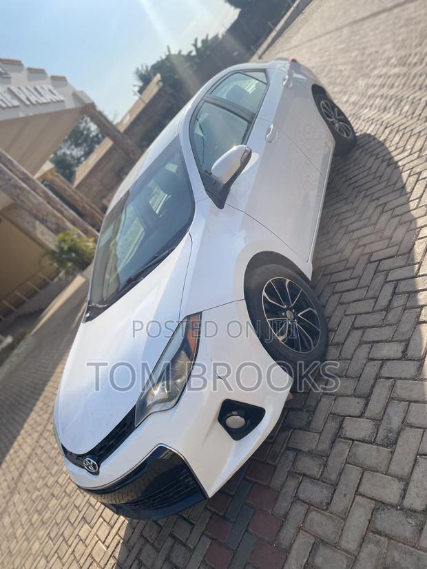 Toyota Corolla S 4dr Sedan (1.8L 4cyl CVT) 2015 White