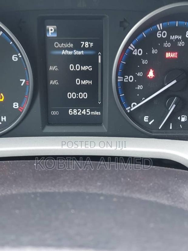 Toyota RAV4 XLE FWD (2.5L 4cyl 6A) 2017 Black