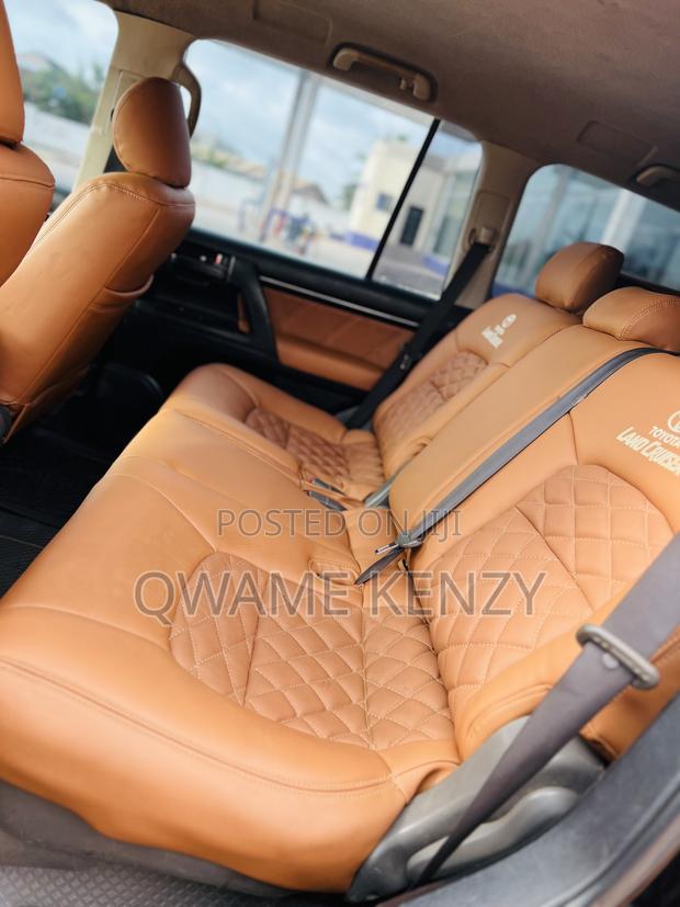 Toyota Land Cruiser 2009 Black
