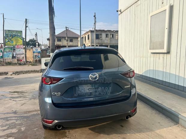 Mazda CX-5 Touring 2021 Blue