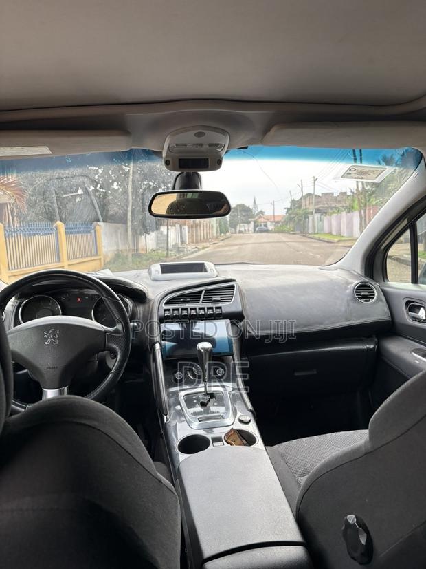 Peugeot 3008 2012 Silver