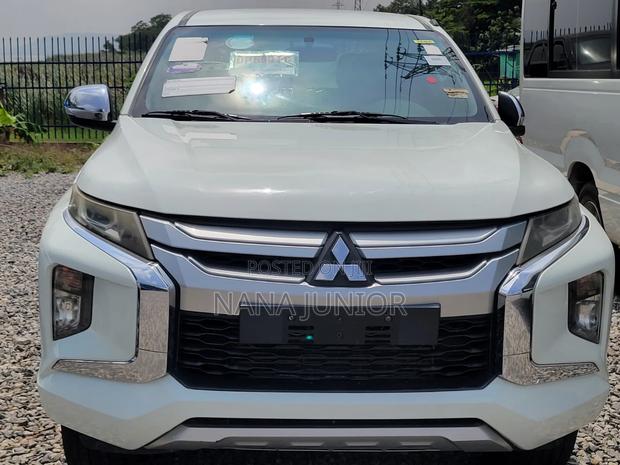 Mitsubishi L200 2020 White