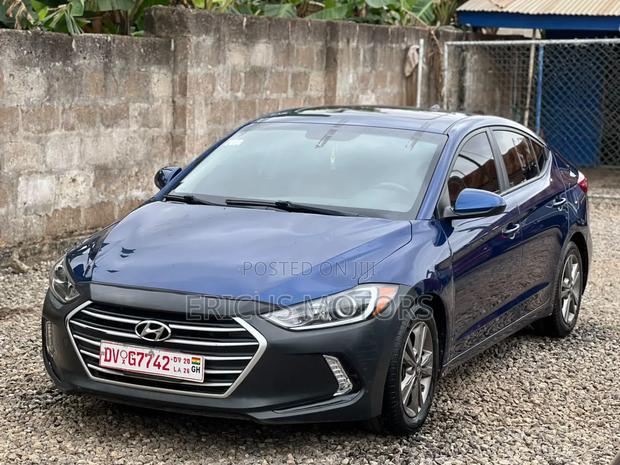 Hyundai Elantra 2018 Blue