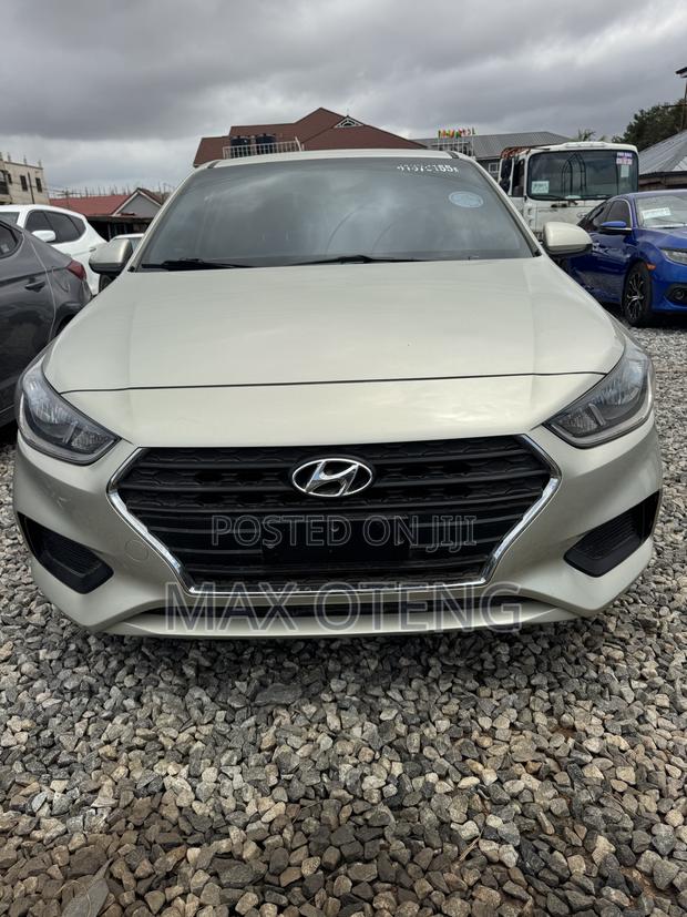 Hyundai Accent Limited 2018 Gold