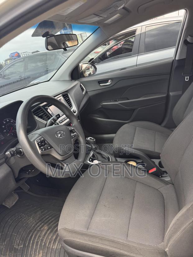 Hyundai Accent Limited 2018 Gold