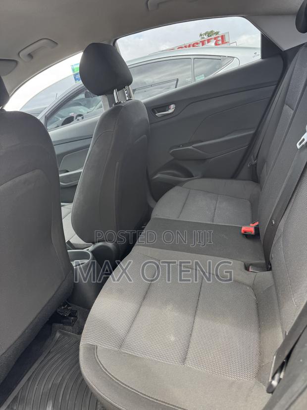 Hyundai Accent Limited 2018 Gold