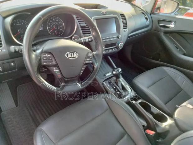 Kia Forte EX Hatchback 2017 Red