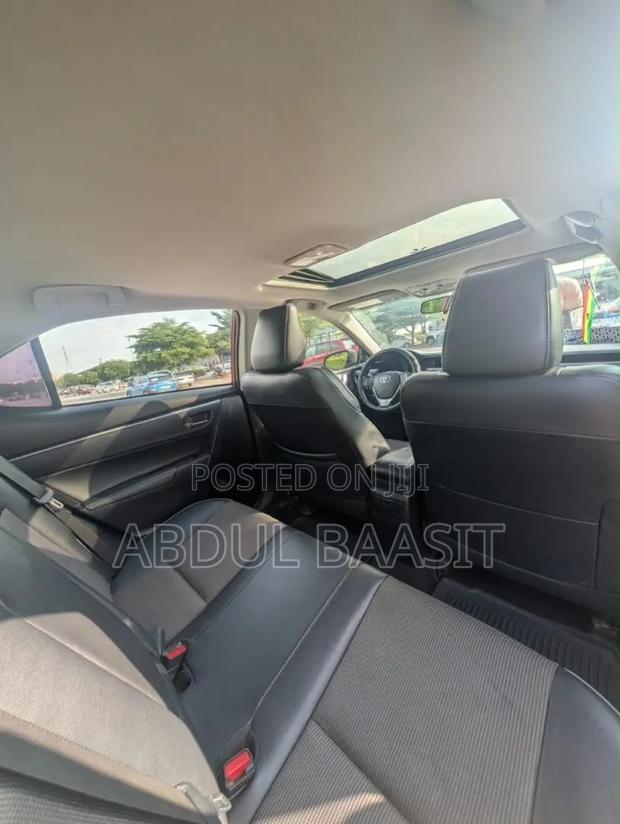 Toyota Corolla 2017 Red