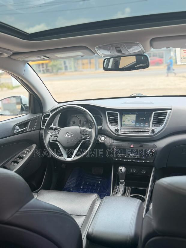 Hyundai Tucson Limited AWD 2017 Gray