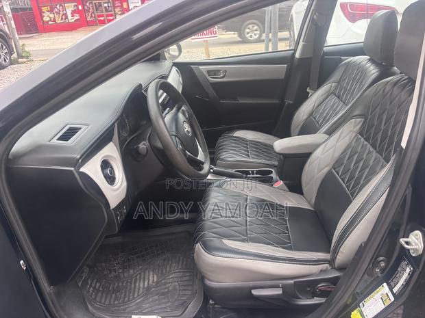 Toyota Corolla 2017 Black