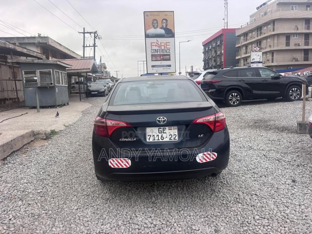 Toyota Corolla 2017 Black
