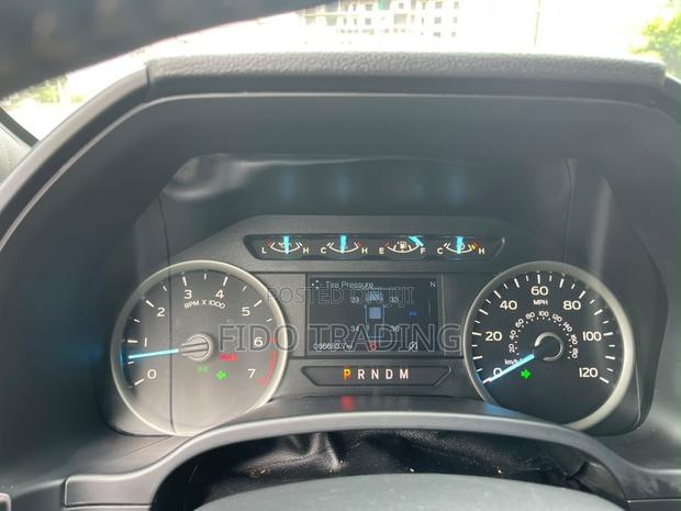 Ford F-150 XLT 4x4 Regular Cab Styleside 8 ft. box 141 in. WB 2019