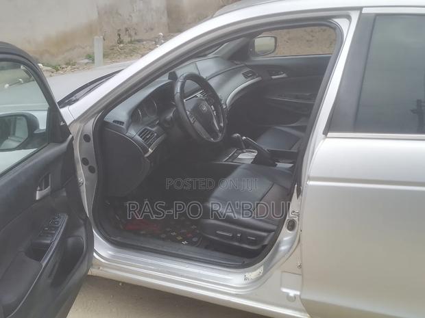 Honda Accord 2010 Silver
