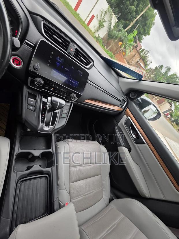 Honda CR-V 2022 Silver