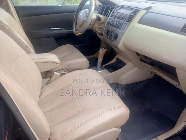 Nissan Versa 1.8 SL 2007 White