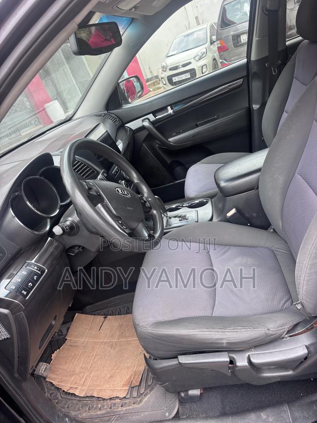 Kia Sorento 2010 Black