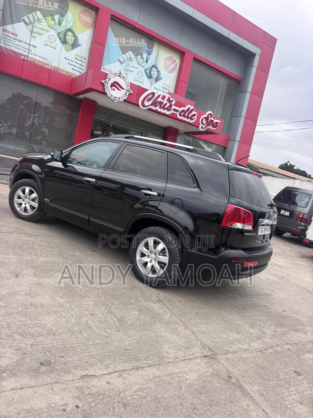 Kia Sorento 2010 Black