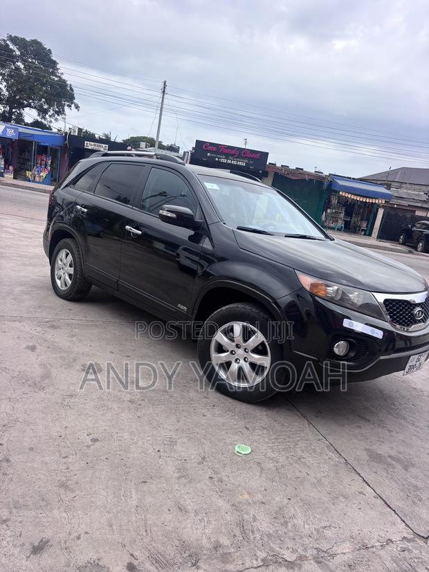 Kia Sorento 2010 Black