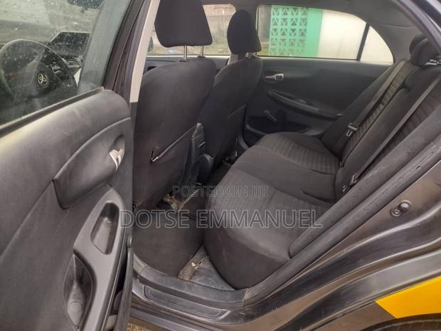 Toyota Corolla 2010 Black