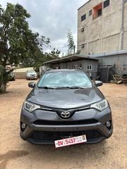 Toyota RAV4 LE AWD (2.5L 4cyl 6A) 2017 Gray for sale