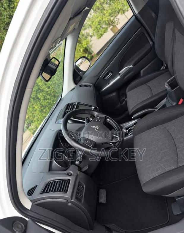 Mitsubishi Outlander Sport 2020 White
