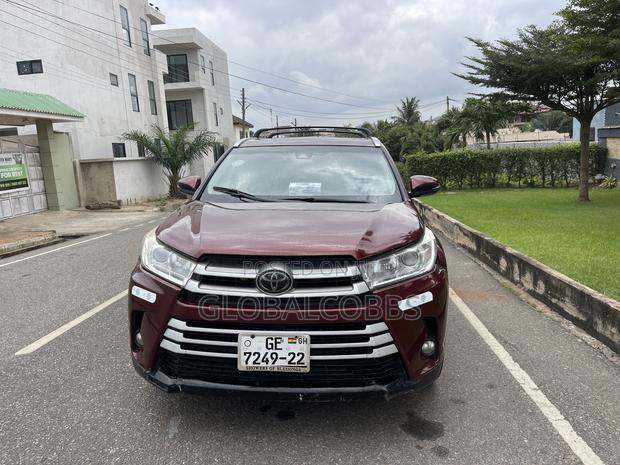 Toyota Highlander Limited Platinum 2019 Red